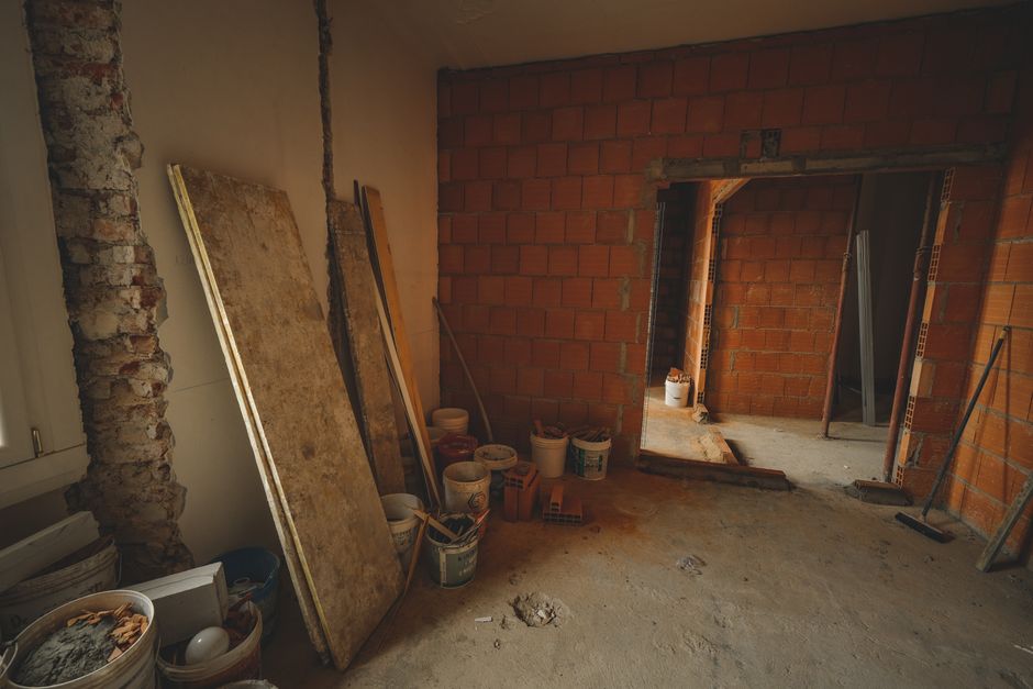 Home renovation construction site management